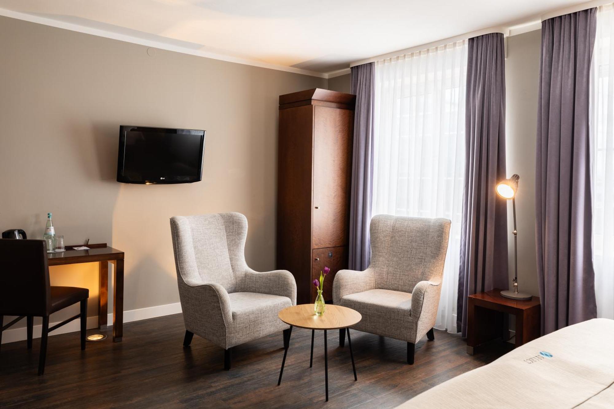 Select Hotel Фрідріхсгафен Номер фото